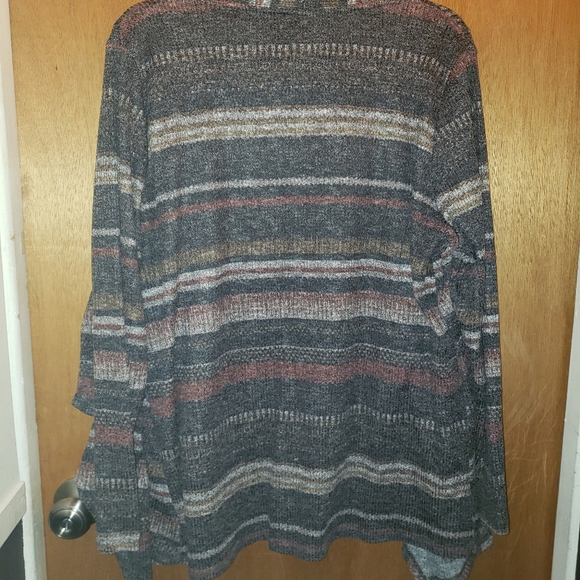 Faded Glory 2X sweater - Picture 2 of 3